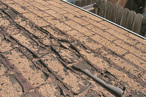 Pleasanton home inspectors found this deteriorated asphalt shingle roof. The sun’s UV rays have damaged the shingles. Contact the Roof Doctors.